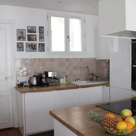 Appartement 5 Bdr, 10 Ppl Georgous Typical Parisian Flat Paris