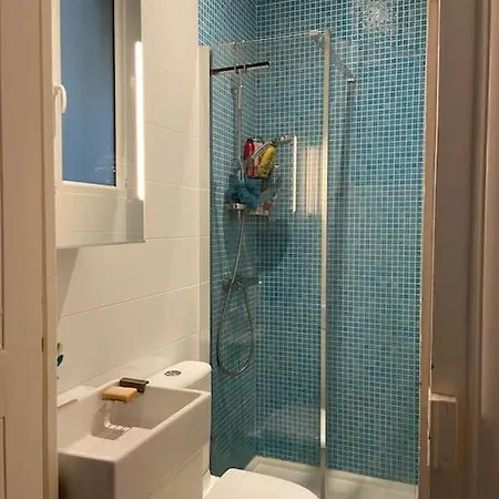 5 Bdr, 10 Ppl Georgous Typical Parisian Flat